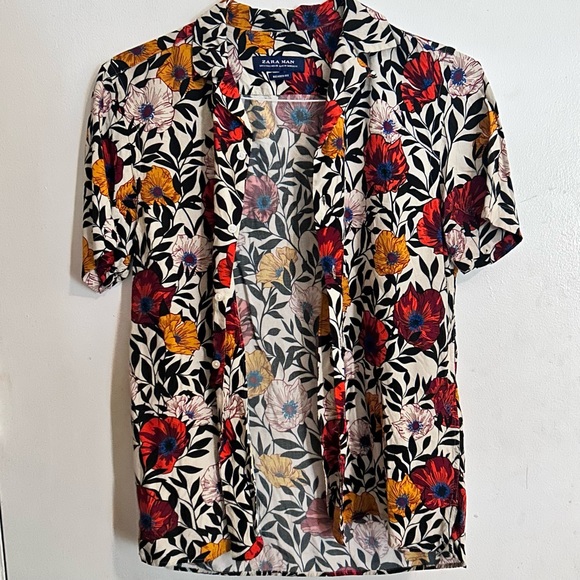 Zara “famous” floral relaxed-fit button down - Picture 10 of 16